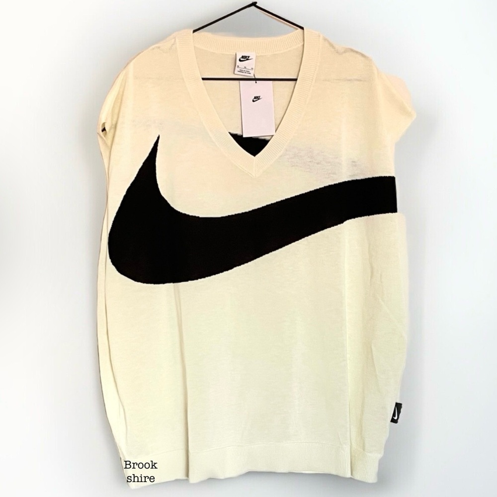 Nike V-Neck Sweater Big Swoosh Cream Size XL FD2873-113